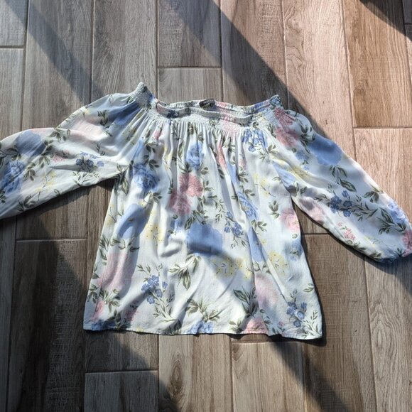 Suzy Shier Women’s Floral Off Shoulder Peasant Blouse Rayon Long Sleeve Size M - Picture 1 of 6